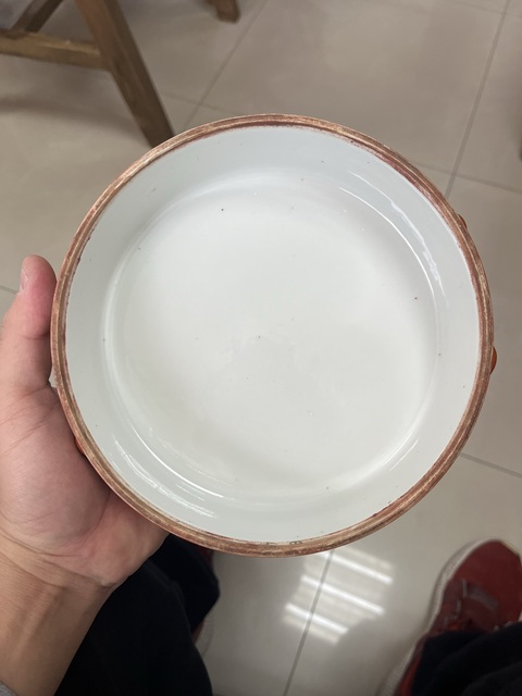 古玩陶瓷礬紅粉彩開窗花卉節(jié)盒拍賣，當(dāng)前價(jià)格8500元