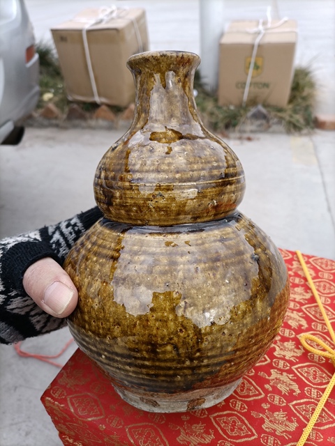 古玩陶瓷葫蘆瓶拍賣，當前價格2600元