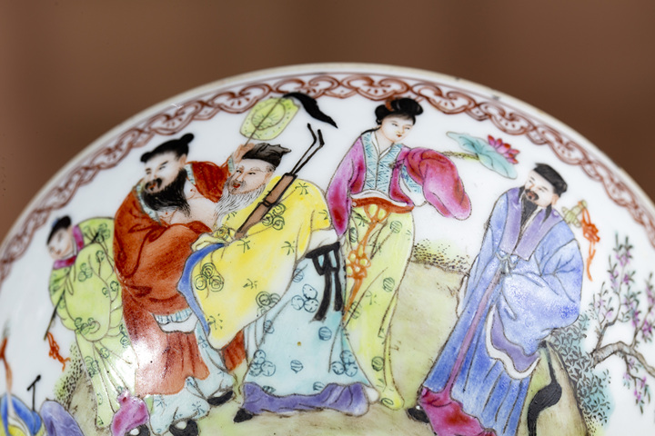 古玩陶瓷民國·粉彩八仙人物紋薄胎碗拍賣,當(dāng)前價格3888元