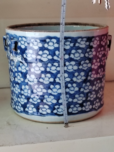 古玩陶瓷清乾隆青花留白冰梅紋四系粥罐拍賣，當前價格1800元