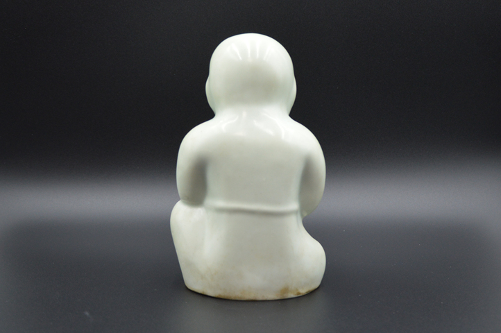 古玩陶瓷【特價】醴陵瓷塑人物童子拍賣,當前價格0元