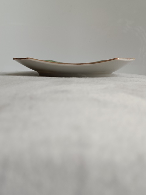 古玩陶瓷民國·廣彩花鳥紋方盤真品鑒賞圖