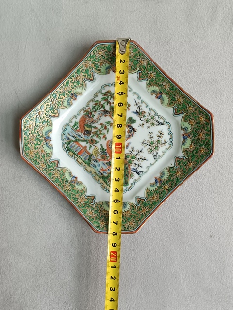 古玩陶瓷民國·廣彩花鳥紋方盤真品鑒賞圖