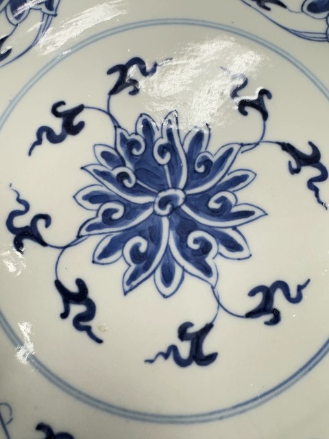 古玩陶瓷光緒纏枝蓮青花卉紋盤拍賣,當前價格5600元