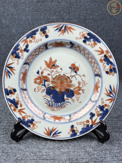 古玩陶瓷青花礬紅描金蓮池花卉紋盤拍賣,當前價格1388元