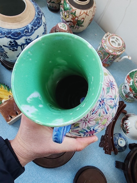 古玩陶瓷民國時期粉彩百花紋雙耳瓶拍賣，當前價格3990元
