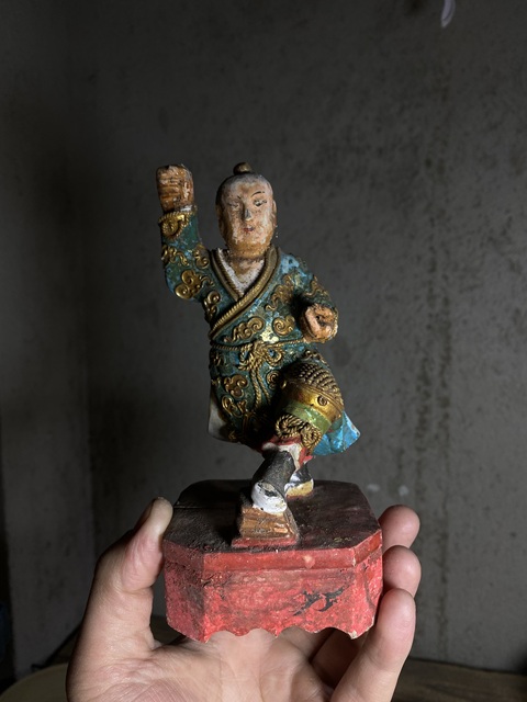 古玩雜項木雕人物拍賣,當前價格128元