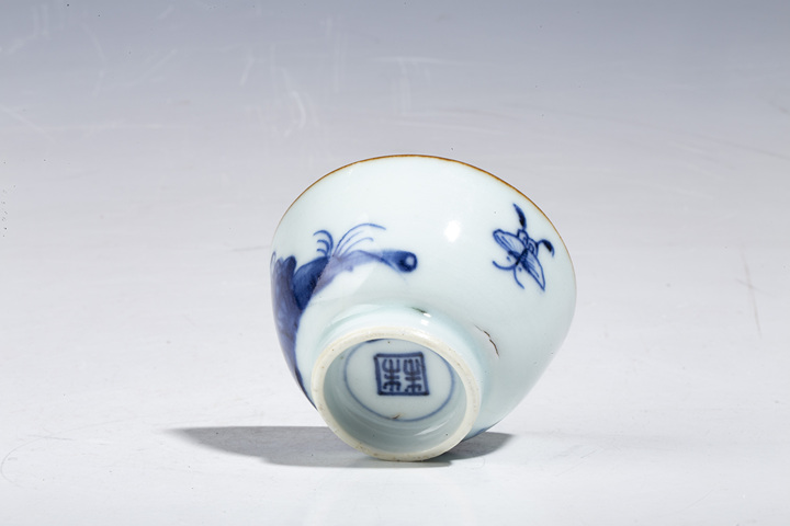 古玩陶瓷·青花嬰戲花蝶紋杯碟
真品鑒賞圖