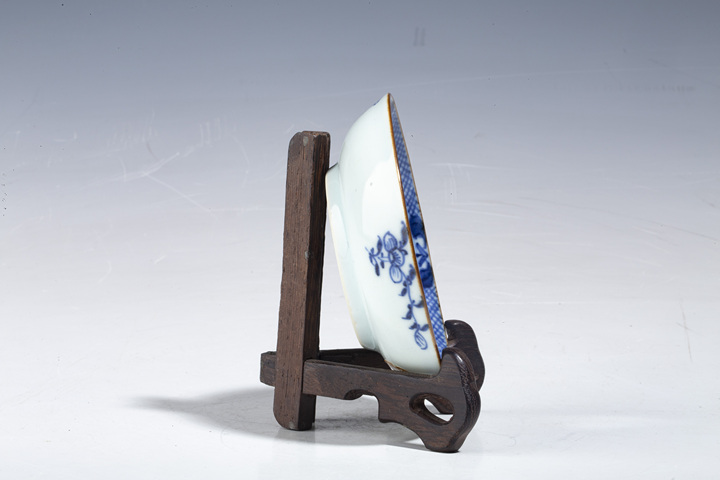 古玩陶瓷·青花嬰戲花蝶紋杯碟
真品鑒賞圖