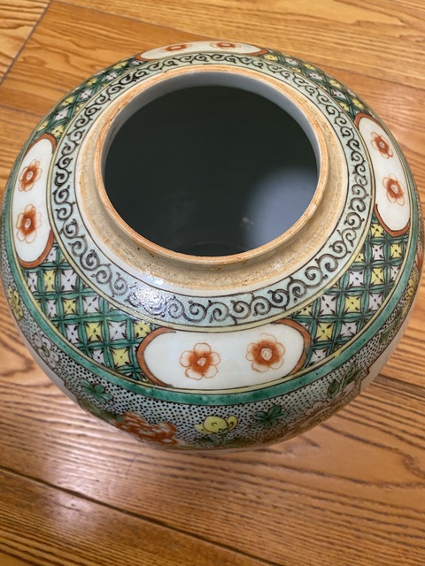 古玩陶瓷五彩提籃花卉紋茶葉罐拍賣，當前價格4600元