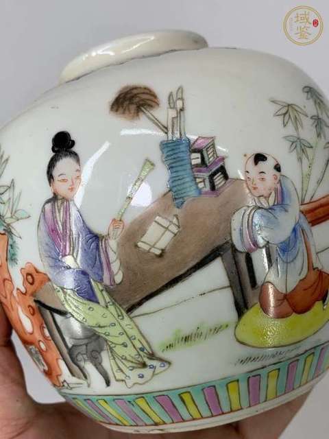 古玩陶瓷民國細(xì)路粉彩人物罐拍賣,當(dāng)前價(jià)格988元