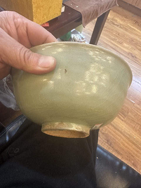 古玩陶瓷龍泉青瓷碗拍賣,當前價格2999元