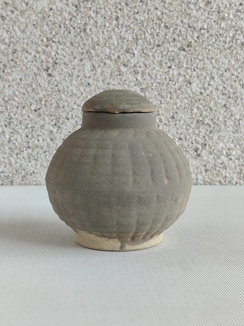 古玩陶瓷黑釉蓋罐拍賣,當前價格850元