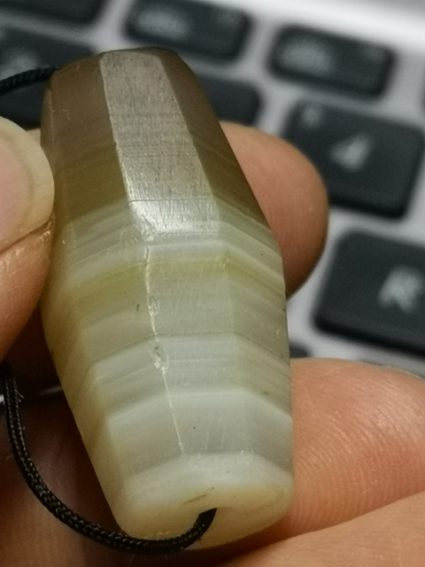 古玩玉器瑪瑙棱珠拍賣，當(dāng)前價格1111元