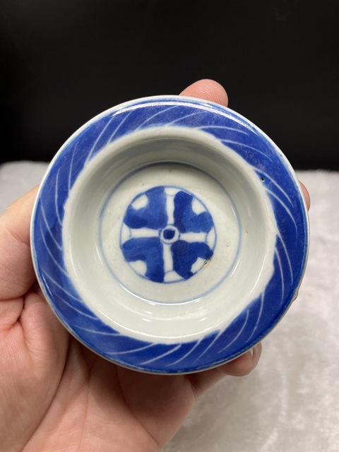 古玩陶瓷青花皮球花卉紋提梁壺拍賣，當前價格3800元