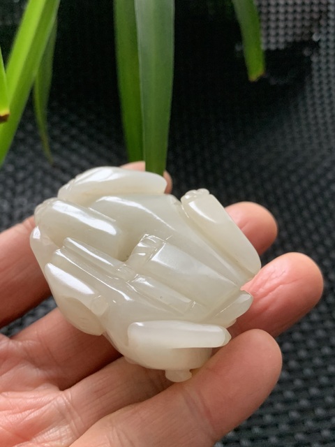 古玩玉器創匯期和田玉雕“瑞獸”拍賣，當前價格16000元