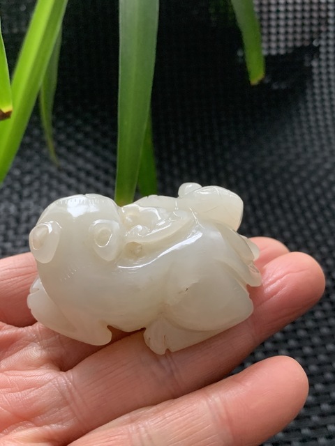 古玩玉器創匯期和田玉雕“瑞獸”拍賣，當前價格16000元