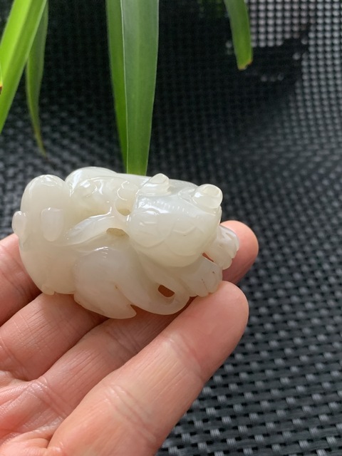 古玩玉器創匯期和田玉雕“瑞獸”拍賣，當前價格16000元
