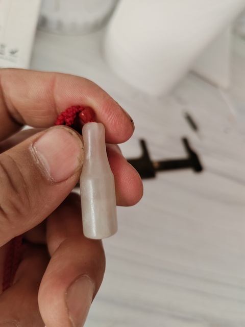 古玩玉器地方玉“素紋煙嘴”拍賣,當前價格1666元