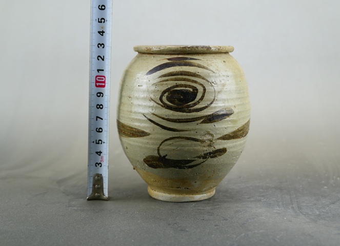 古玩陶瓷精品.元青花螺旋紋罐(館藏級)拍賣,當前價格2888元