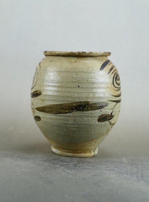 古玩陶瓷精品.元青花螺旋紋罐(館藏級)拍賣,當前價格2888元