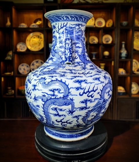 古玩陶瓷【2025精品大尊】清道光青花海水龍紋貫耳尊拍賣,當前價格268000元