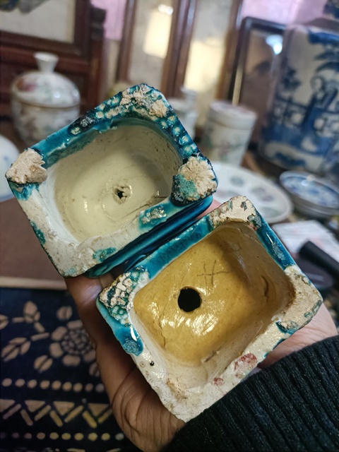 古玩陶瓷民國孔雀藍釉人物造像拍賣,當前價格3888元