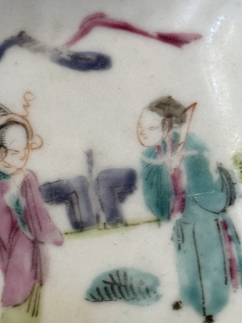 古玩陶瓷清·同治人物故事細路粉彩盤拍賣,當前價格788元
