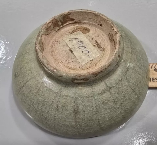 古玩陶瓷元末明初龍泉青瓷刻花茶碗拍賣，當前價格5000元