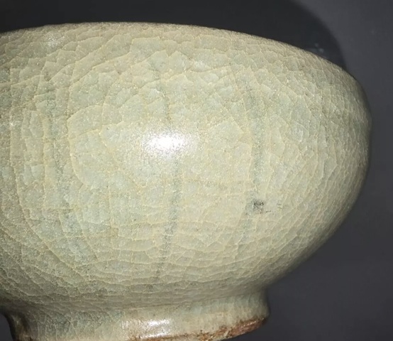 古玩陶瓷元末明初龍泉青瓷刻花茶碗拍賣，當前價格5000元