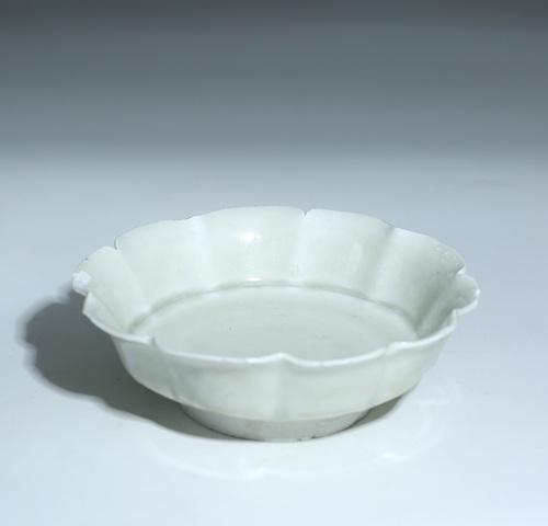 古玩陶瓷南宋青白釉花口洗拍賣,當(dāng)前價(jià)格8000元