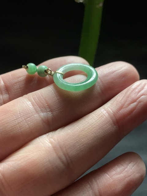 古玩玉器清代天然翡翠雕“素紋環”拍賣，當前價格11000元
