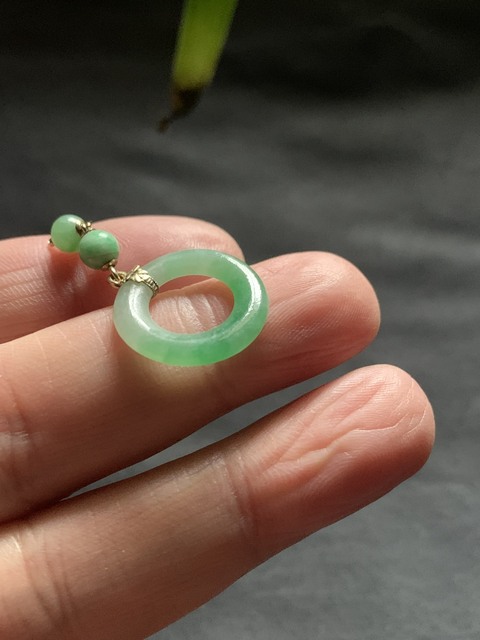古玩玉器清代天然翡翠雕“素紋環”拍賣，當前價格11000元
