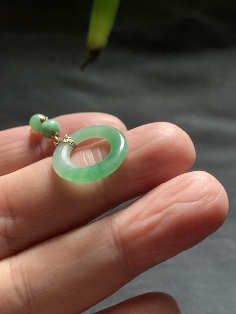 古玩玉器清代天然翡翠雕“素紋環”拍賣，當前價格11000元