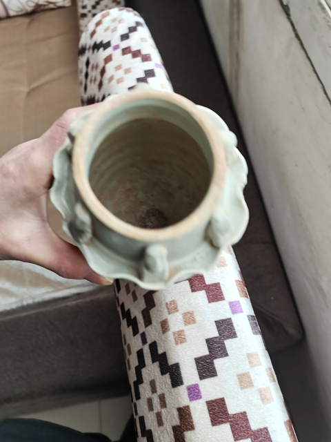 古玩陶瓷宋人物瓶拍賣(mài)，當(dāng)前價(jià)格600元