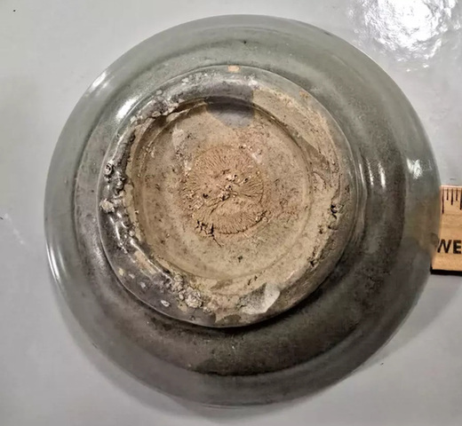 古玩陶瓷元·龍泉青瓷茶碗拍賣,當前價格1500元