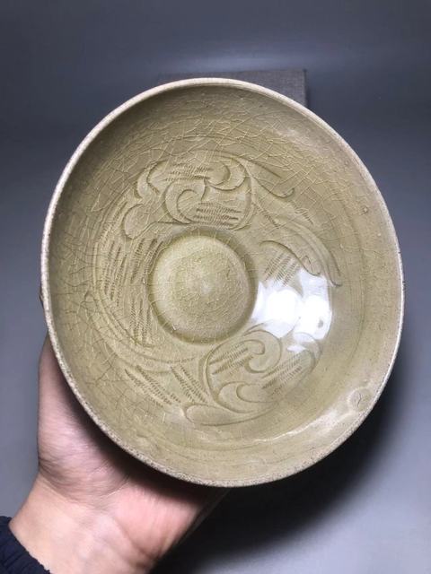古玩陶瓷宋,珠光青瓷刻花碗拍賣,當(dāng)前價格2000元