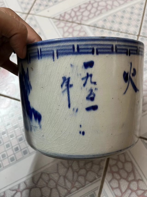 古玩陶瓷青花大香爐拍賣，當前價格388元