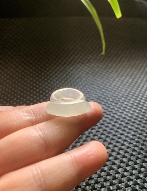 古玩玉器清代翡翠雕“素紋戒指”拍賣，當前價格2500元