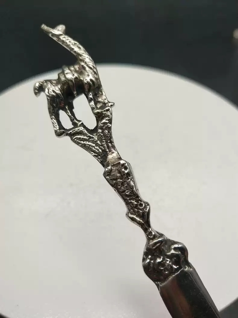 古玩雜項(xiàng)1781—1789辛法國純銀裁紙刀拍賣,當(dāng)前價(jià)格1350元