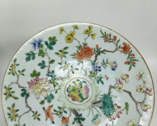 古玩陶瓷清中晚-冬青釉粉彩四季花卉紋盤拍賣,當前價格2369元