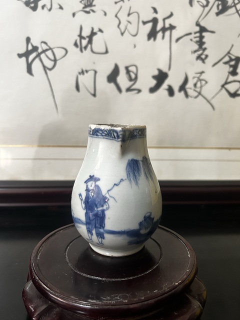 古玩陶瓷清早期鷸蚌相爭漁翁得利青花奶壺拍賣,當前價格299元