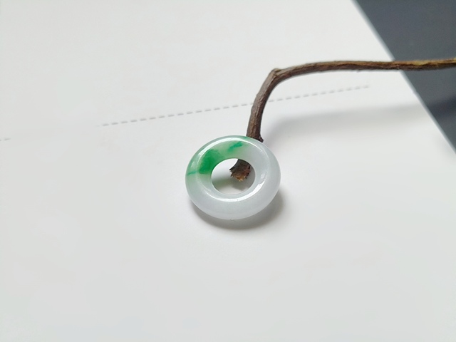 古玩玉器天然翡翠飾件拍賣，當前價格1900元
