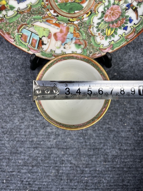 古玩陶瓷廣彩開窗人物花鳥紋杯碟套拍賣,當前價格888元