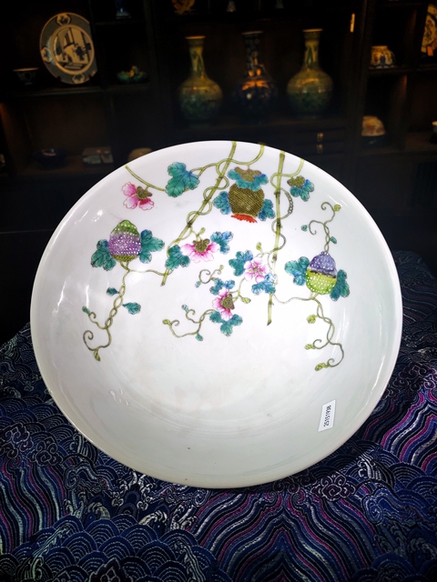 古玩陶瓷【2025新精品超大海碗官窯過枝癩瓜紋飾】光緒粉彩碗拍賣,當前價格35800元