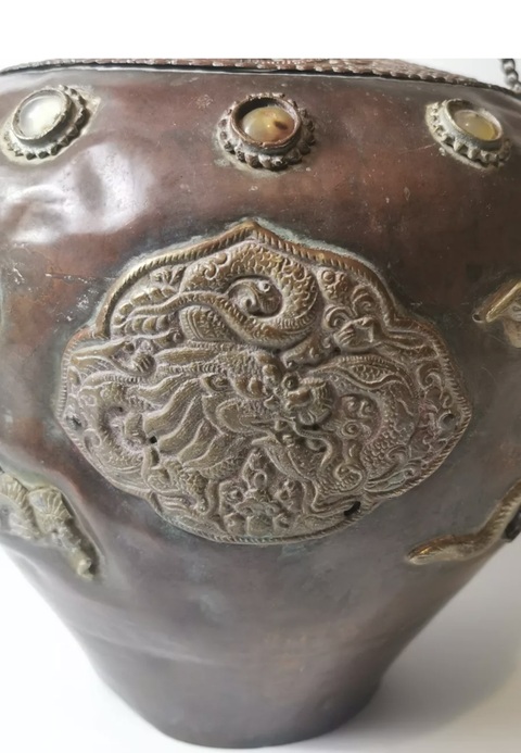 古玩銅器西藏大銅壺鑲嵌瑪瑙拍賣,當(dāng)前價格5000元