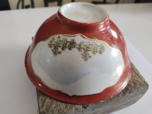 古玩陶瓷油粉彩山水人物茶碗拍賣,當(dāng)前價格350元
