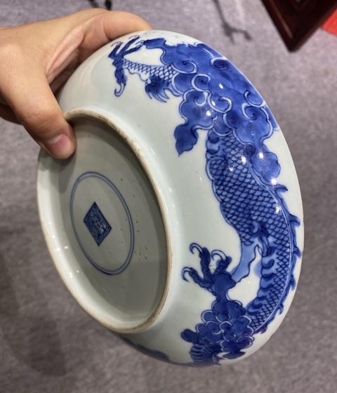 古玩陶瓷雍正過墻龍紋盤拍賣,當前價格30000元