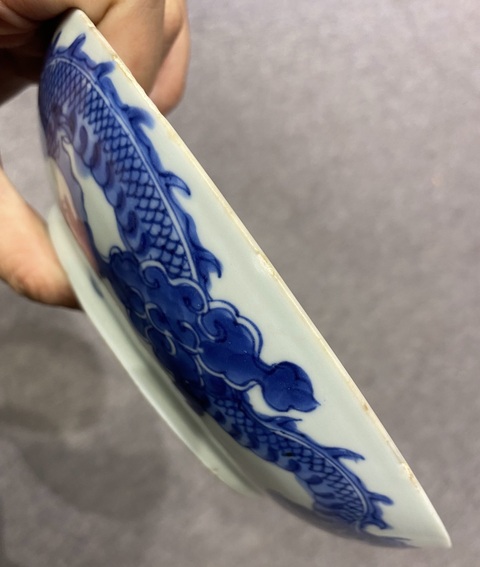 古玩陶瓷雍正過墻龍紋盤拍賣,當前價格30000元