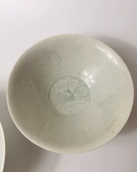 古玩陶瓷宋·青白釉篦劃花卉紋碗一對(duì)拍賣，當(dāng)前價(jià)格10000元